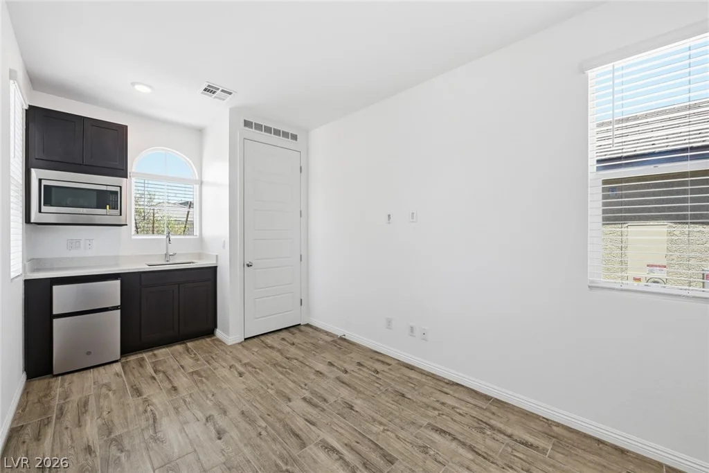 3706 Neblina, Henderson, NV 89052