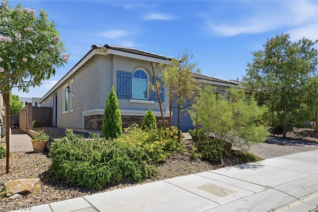3706 Neblina, Henderson, NV 89052