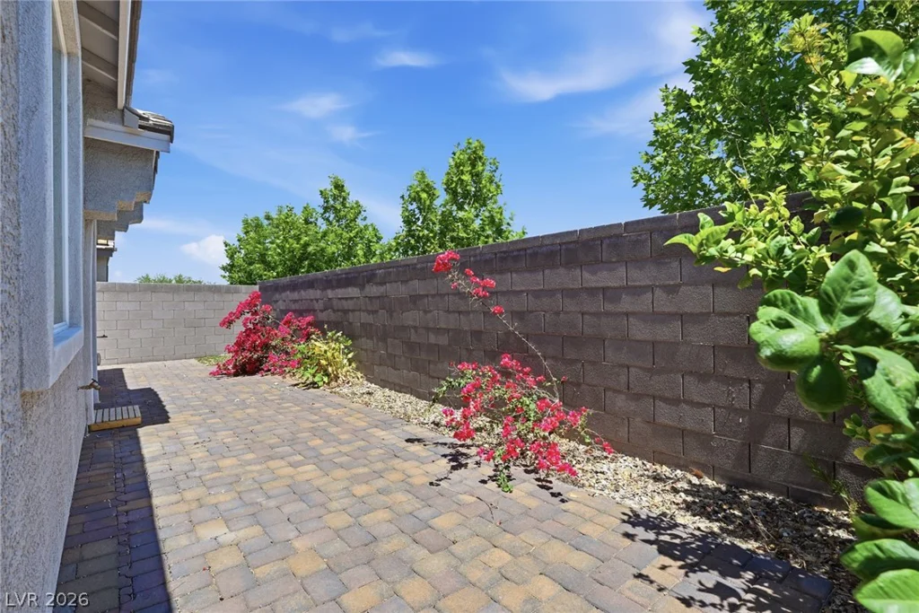 3706 Neblina, Henderson, NV 89052