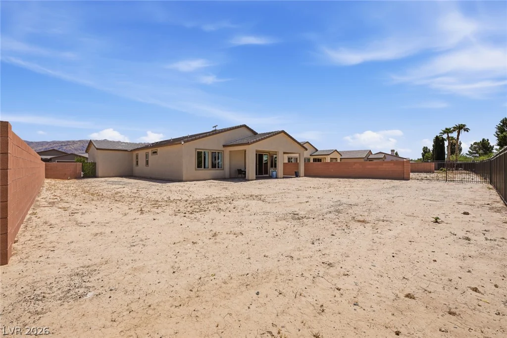 5379 Eleganza, Pahrump, NV 89061
