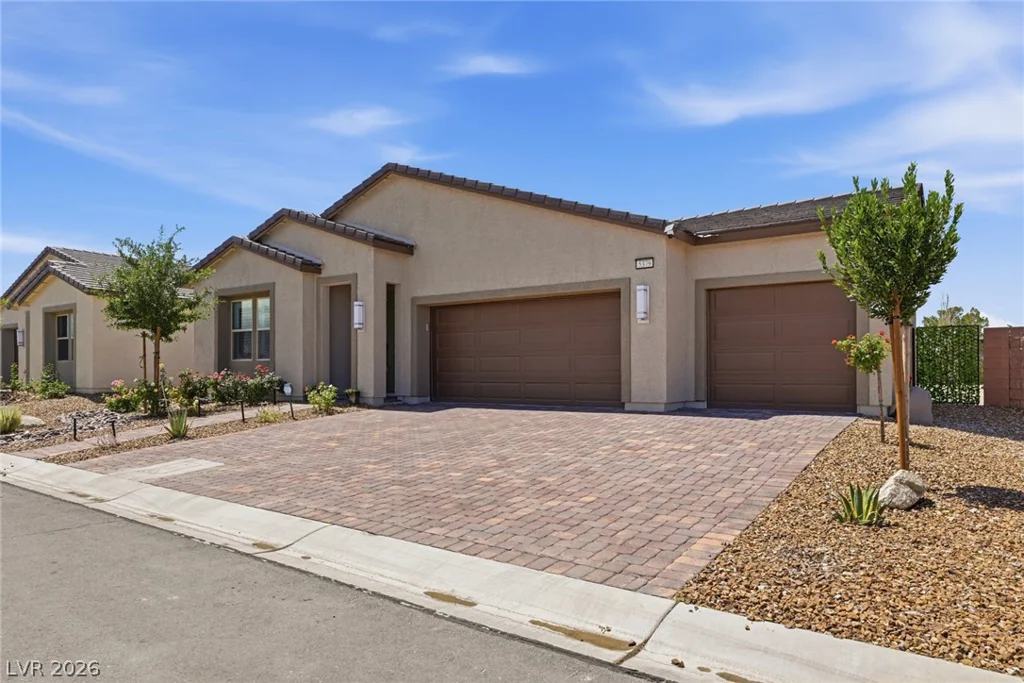 5379 Eleganza, Pahrump, NV 89061