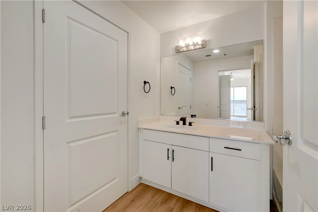 8255 LAS VEGAS, Las Vegas, NV 89123