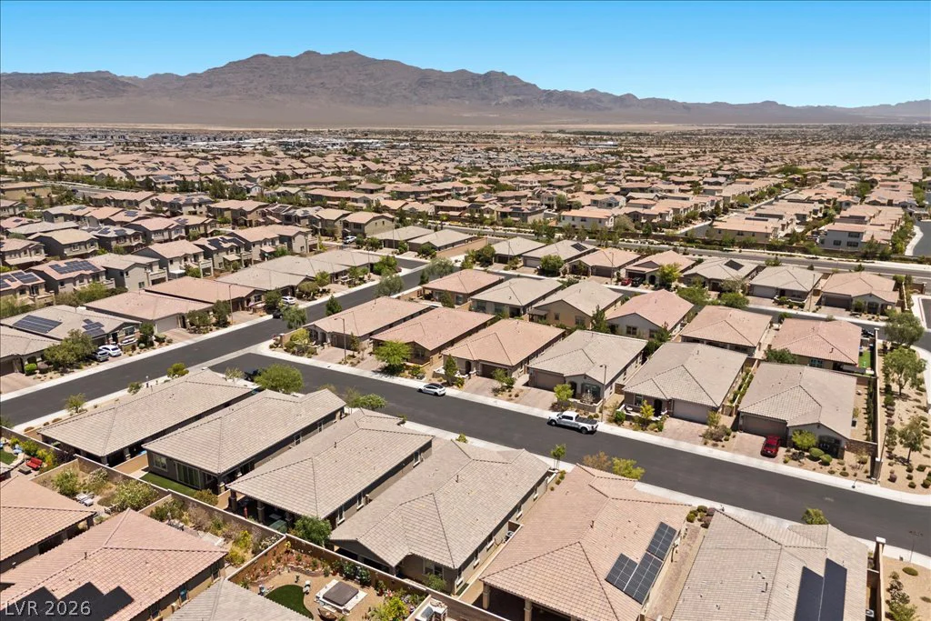 8057 Eve Rock, Las Vegas, NV 89166
