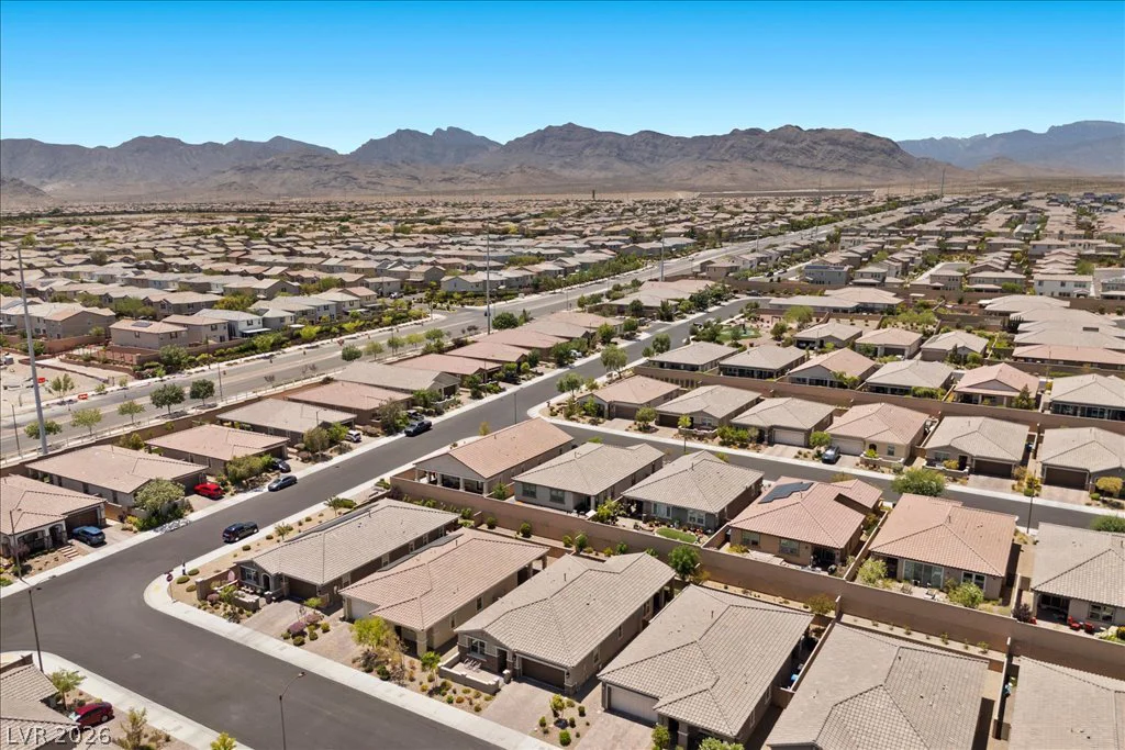 8057 Eve Rock, Las Vegas, NV 89166