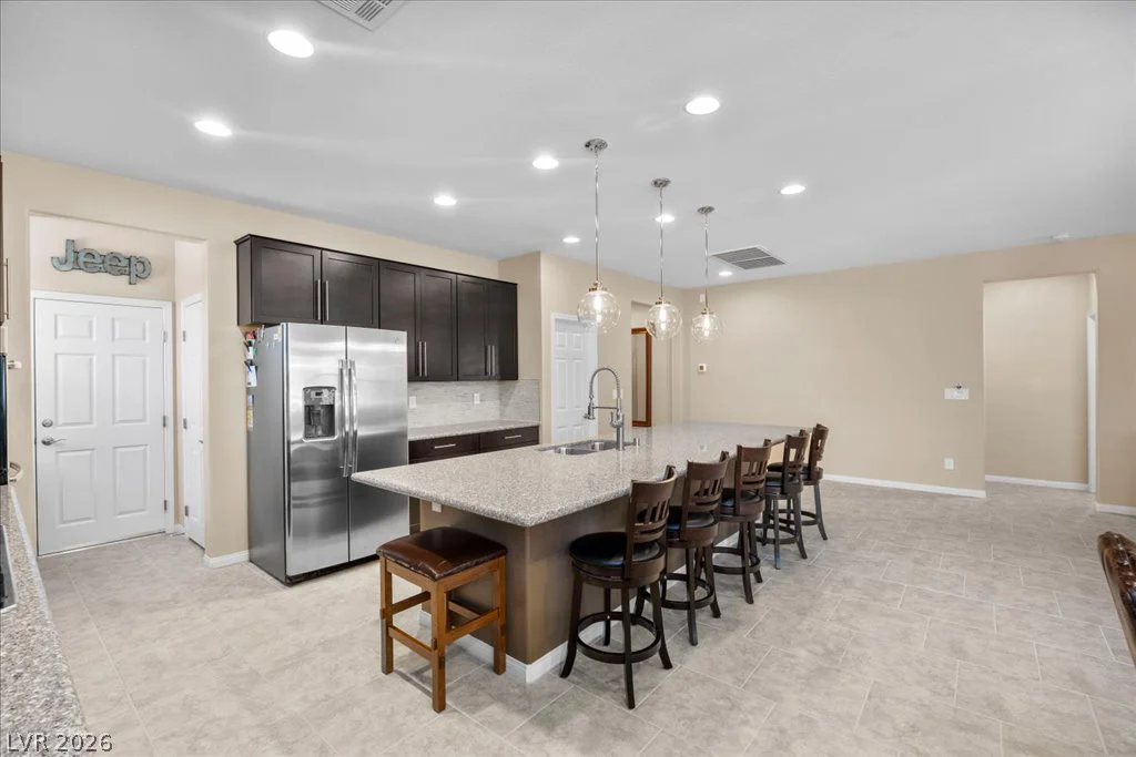 8057 Eve Rock, Las Vegas, NV 89166