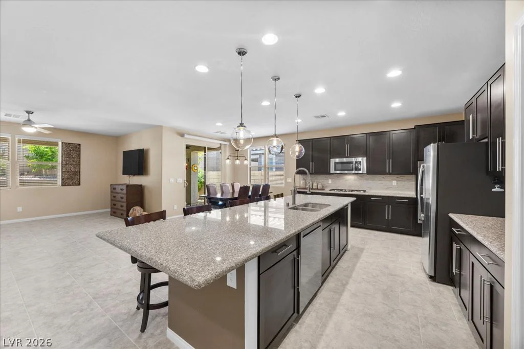 8057 Eve Rock, Las Vegas, NV 89166