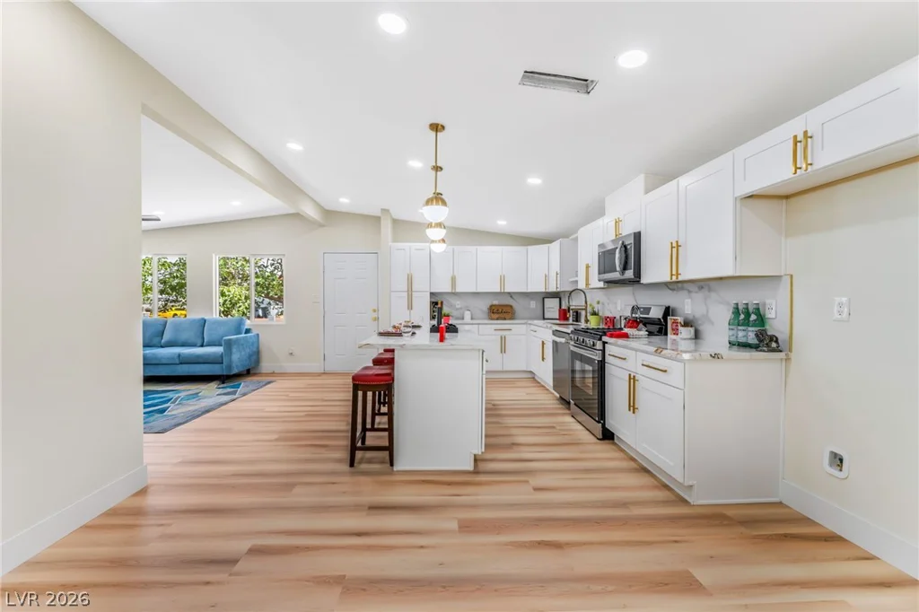 3504 Chevy Chase, Las Vegas, NV 89110