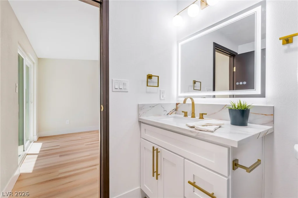 3504 Chevy Chase, Las Vegas, NV 89110