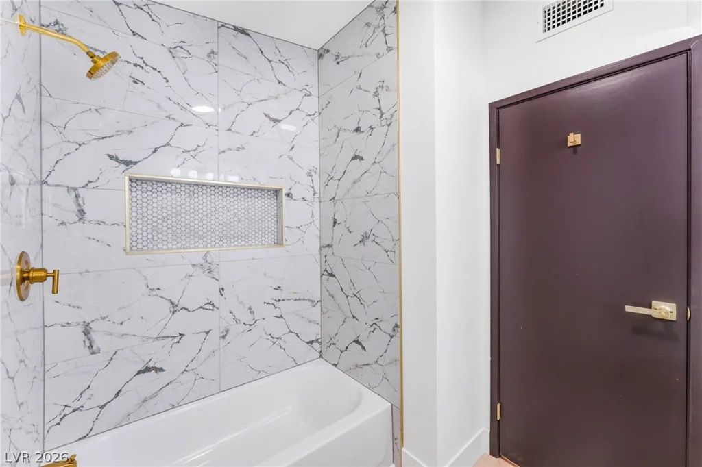 3504 Chevy Chase, Las Vegas, NV 89110