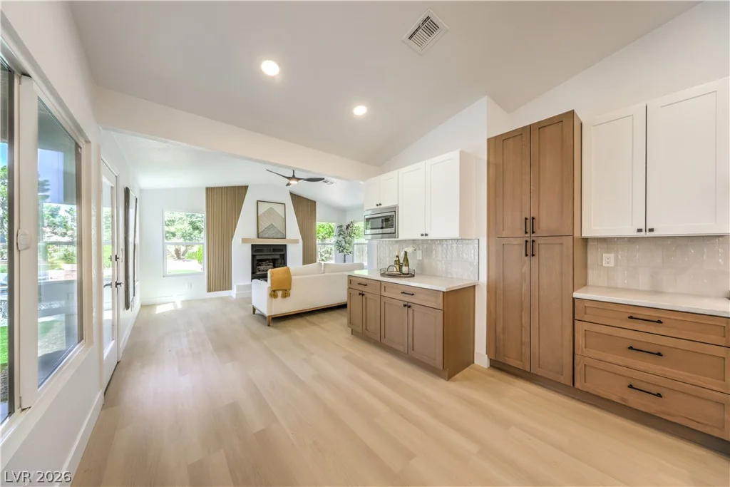 5001 Pacific Grove, Las Vegas, NV 89130