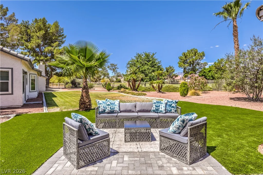 5001 Pacific Grove, Las Vegas, NV 89130