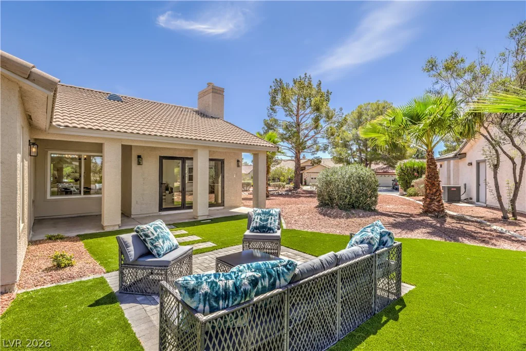 5001 Pacific Grove, Las Vegas, NV 89130