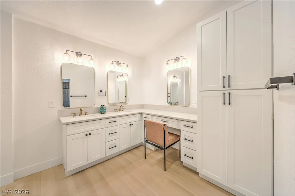 5001 Pacific Grove, Las Vegas, NV 89130