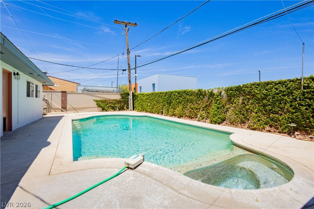 1301 Canosa, Las Vegas, NV 89104