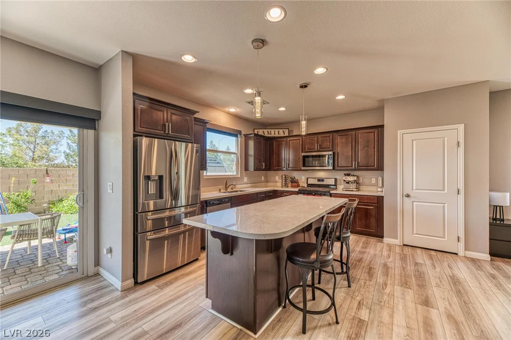 5631 Weeping Wall, North Las Vegas, NV 89031