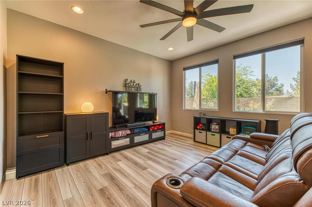 5631 Weeping Wall, North Las Vegas, NV 89031