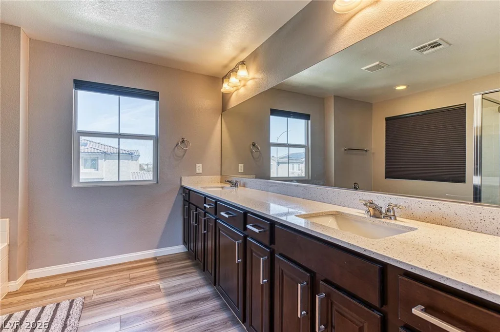 5631 Weeping Wall, North Las Vegas, NV 89031