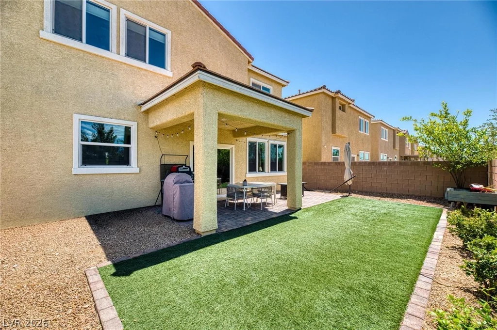 5631 Weeping Wall, North Las Vegas, NV 89031