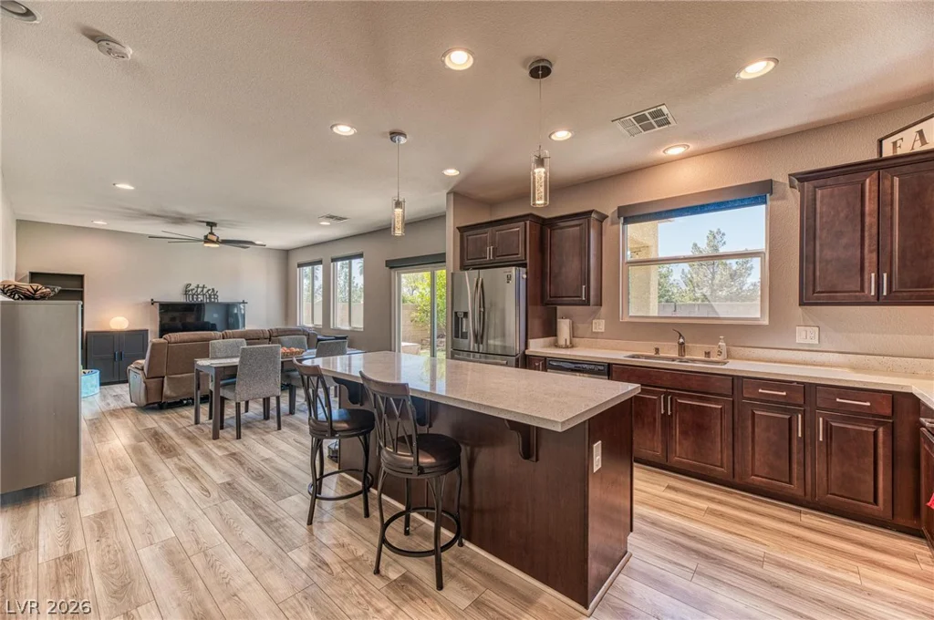 5631 Weeping Wall, North Las Vegas, NV 89031