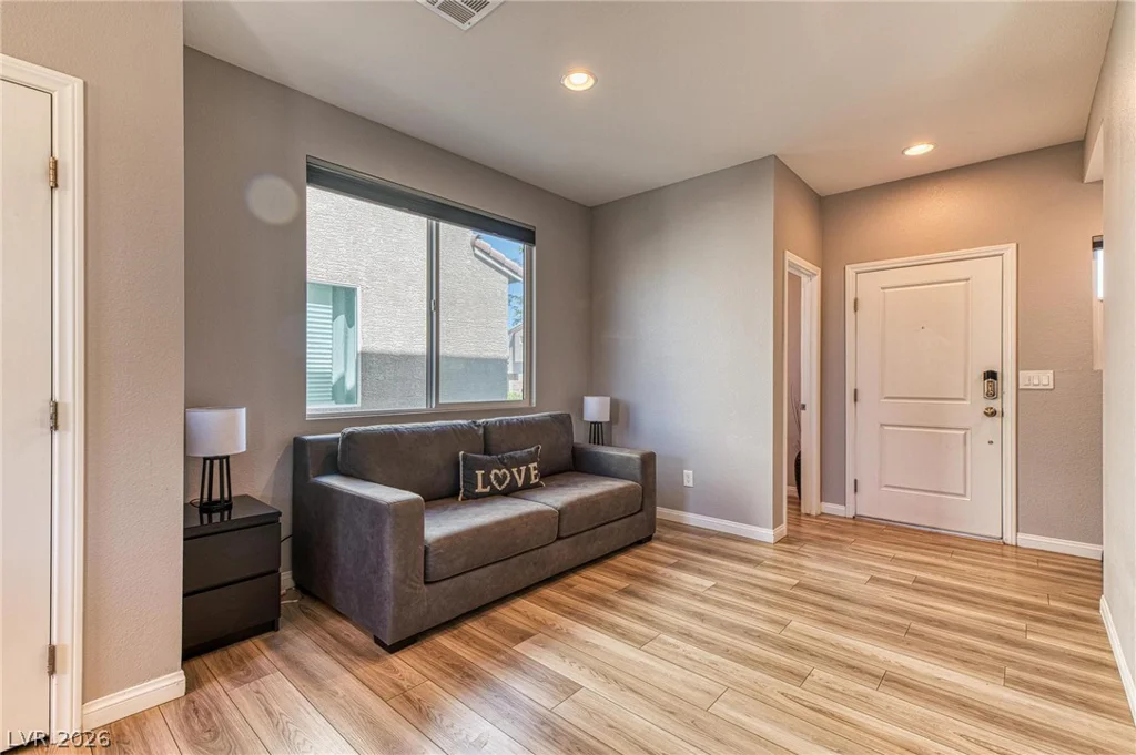 5631 Weeping Wall, North Las Vegas, NV 89031