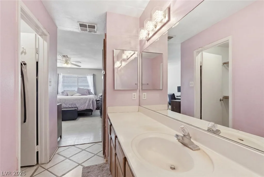 6417 Vinecrest, Las Vegas, NV 89108