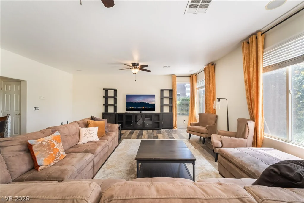 11280 Pentland Downs, Las Vegas, NV 89141
