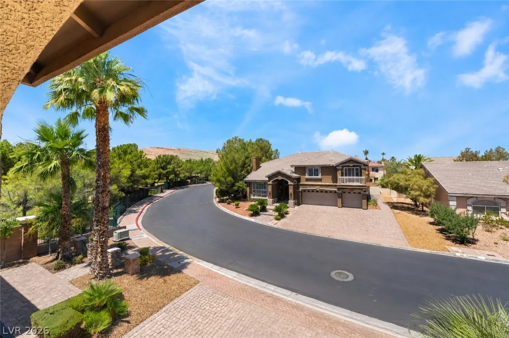11280 Pentland Downs, Las Vegas, NV 89141