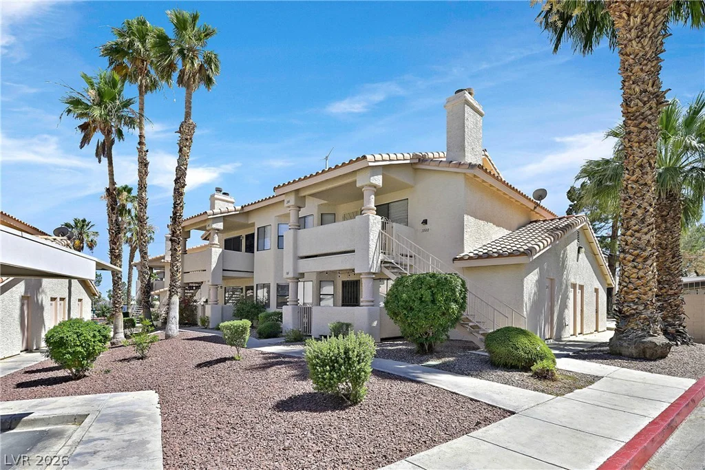 1008 Falconhead, Las Vegas, NV 89128