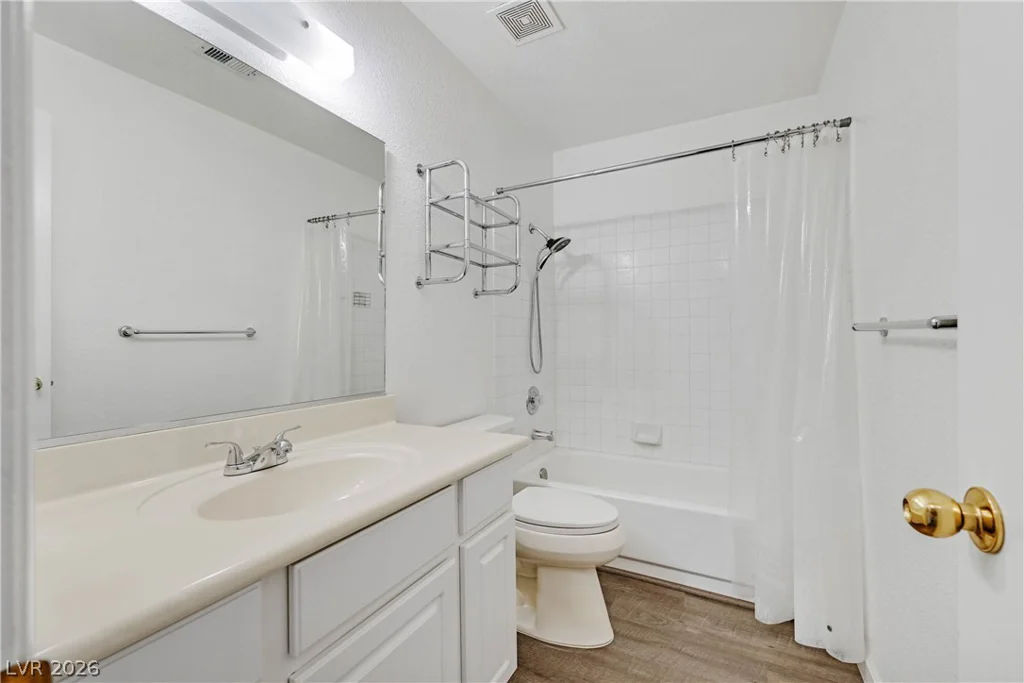 1008 Falconhead, Las Vegas, NV 89128