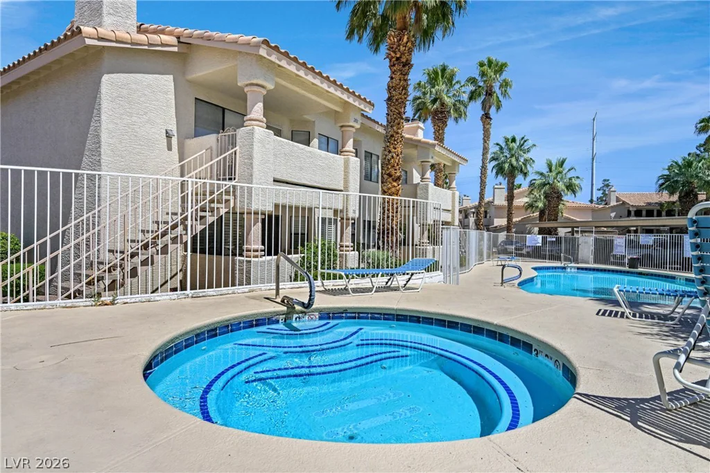 1008 Falconhead, Las Vegas, NV 89128