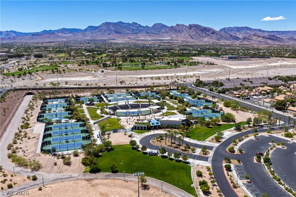 1008 Falconhead, Las Vegas, NV 89128
