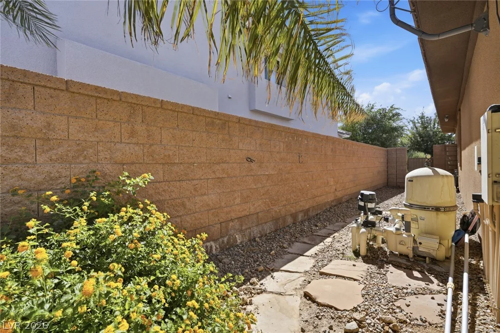 7324 Bugler Swan, North Las Vegas, NV 89084