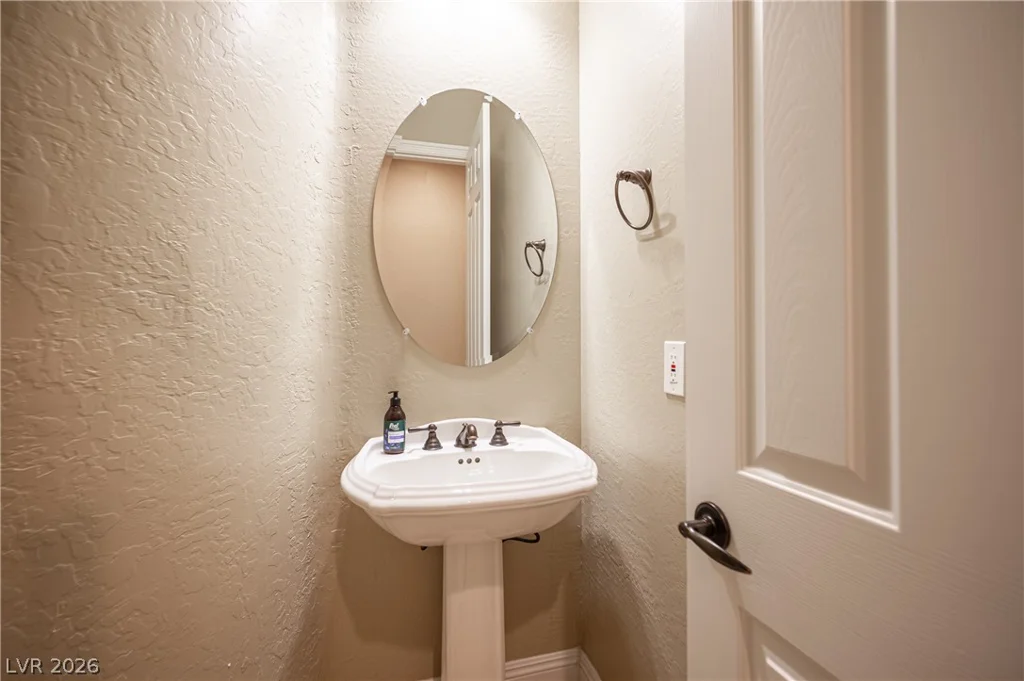 7312 Bugler Swan, North Las Vegas, NV 89084