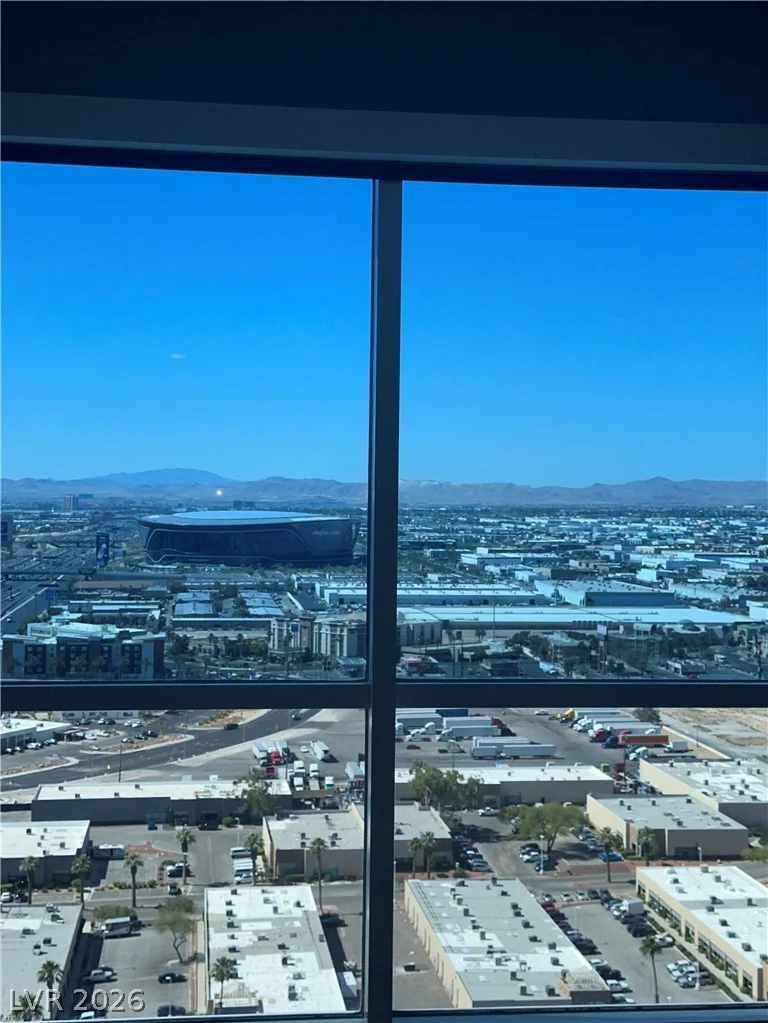 4575 Dean Martin, Las Vegas, NV 89103