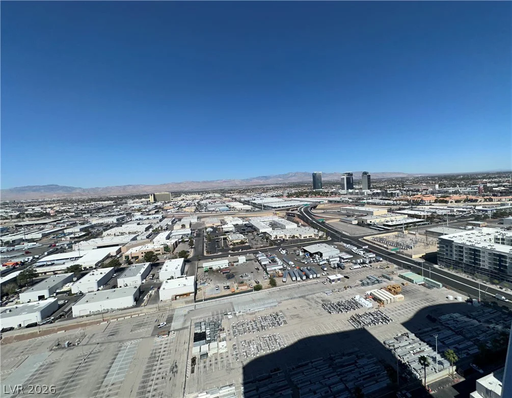 4575 Dean Martin, Las Vegas, NV 89103
