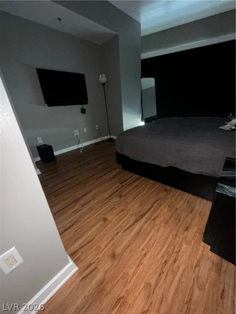 4575 Dean Martin, Las Vegas, NV 89103