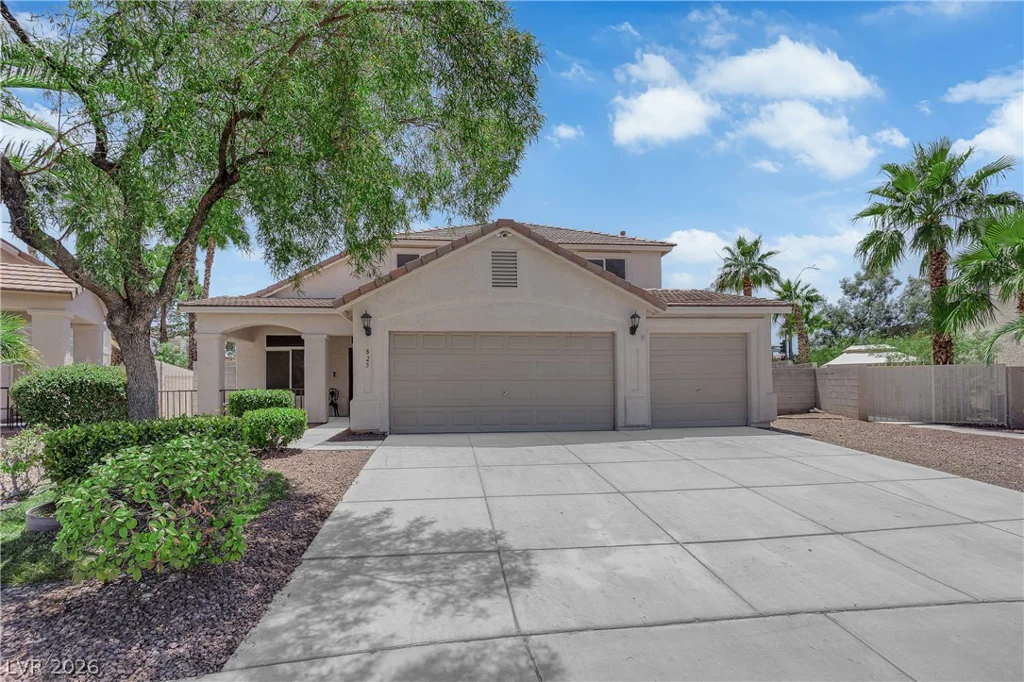 825 Gleamstar, Las Vegas, NV 89123