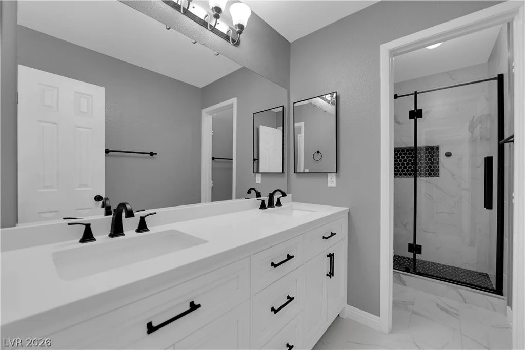 825 Gleamstar, Las Vegas, NV 89123