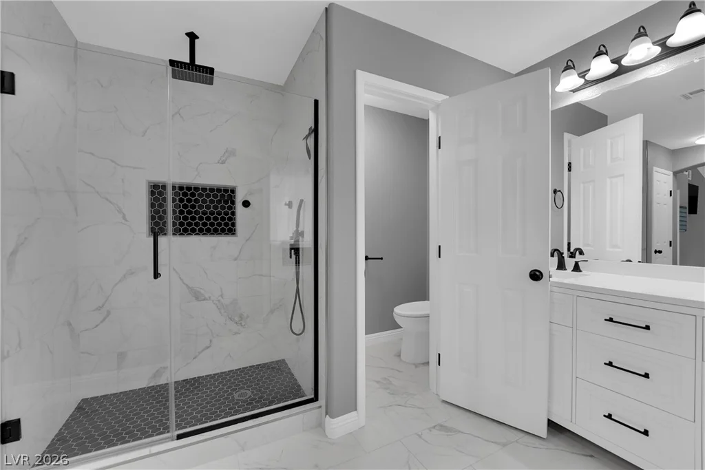 825 Gleamstar, Las Vegas, NV 89123