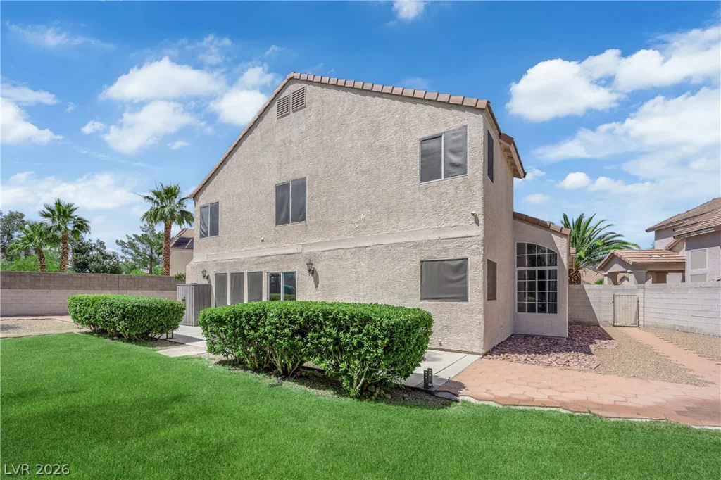 825 Gleamstar, Las Vegas, NV 89123