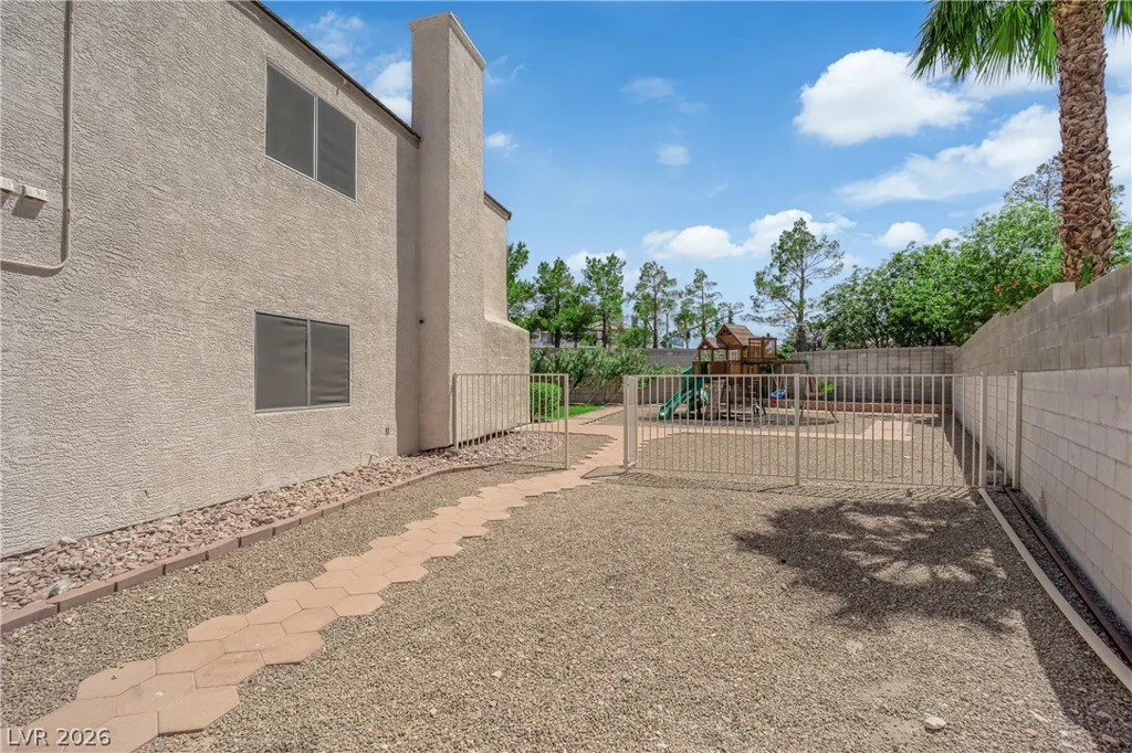 825 Gleamstar, Las Vegas, NV 89123