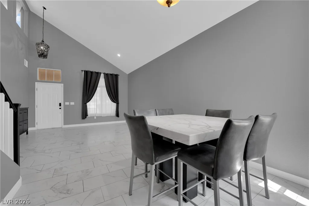 825 Gleamstar, Las Vegas, NV 89123