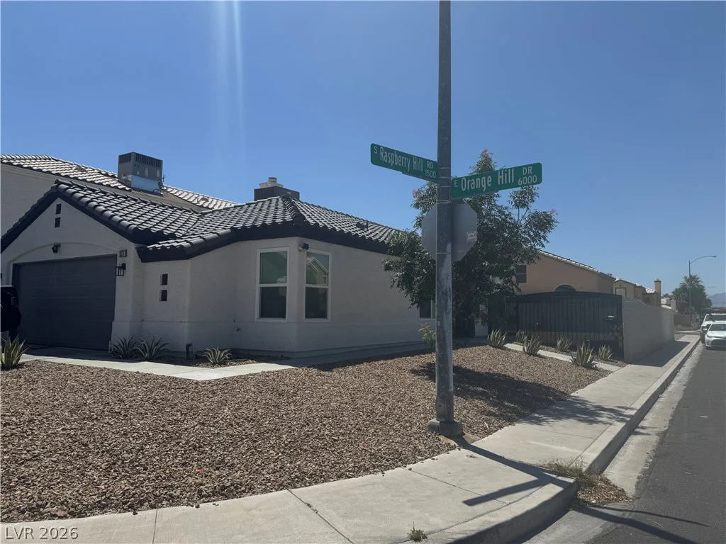 6031 Orange Hill, Las Vegas, NV 89142