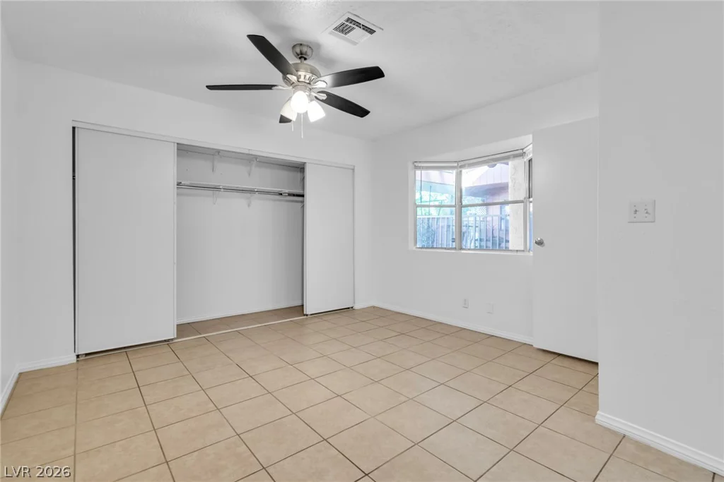 461 Lamb, Las Vegas, NV 89110