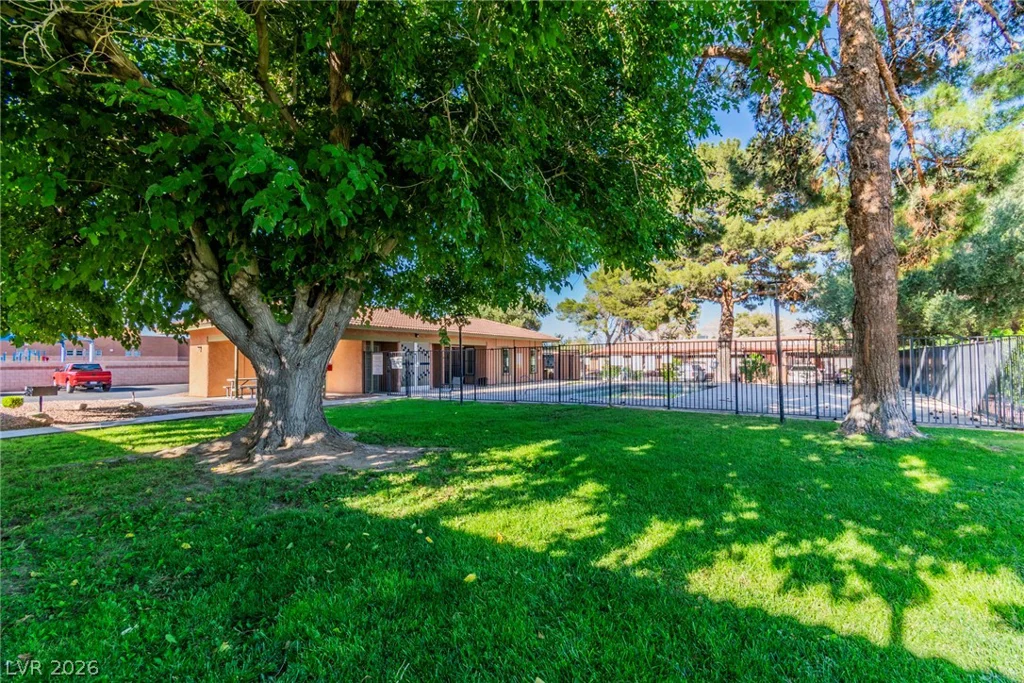 461 Lamb, Las Vegas, NV 89110