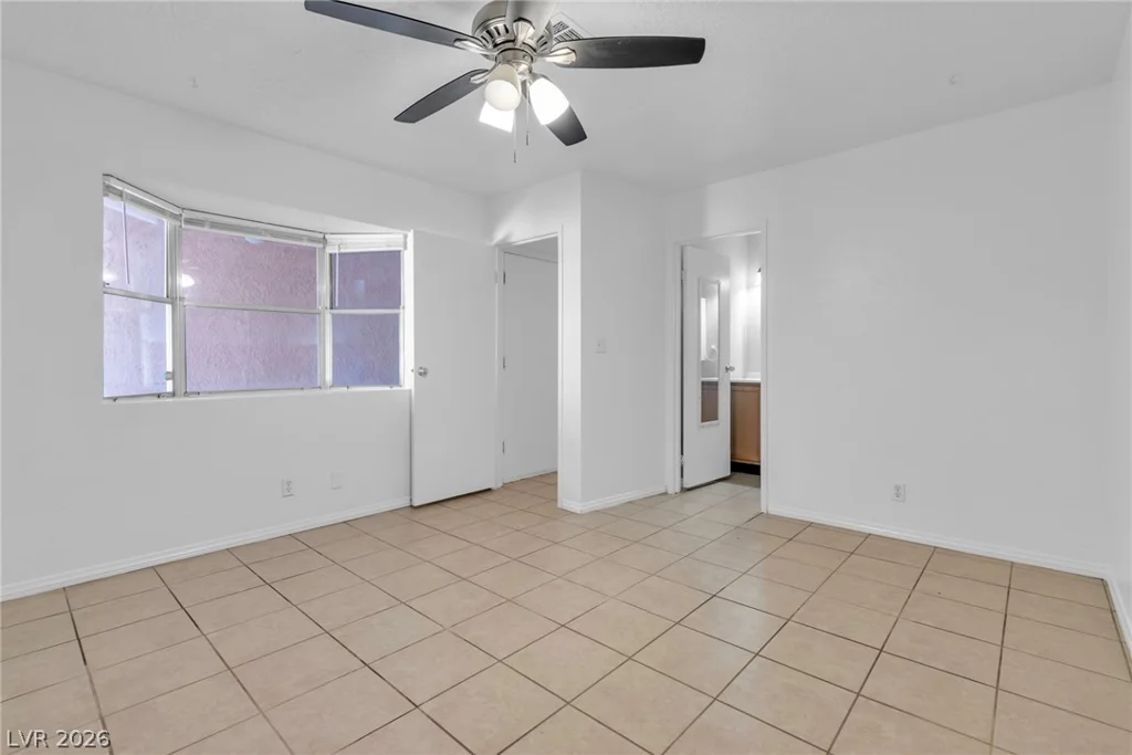 461 Lamb, Las Vegas, NV 89110