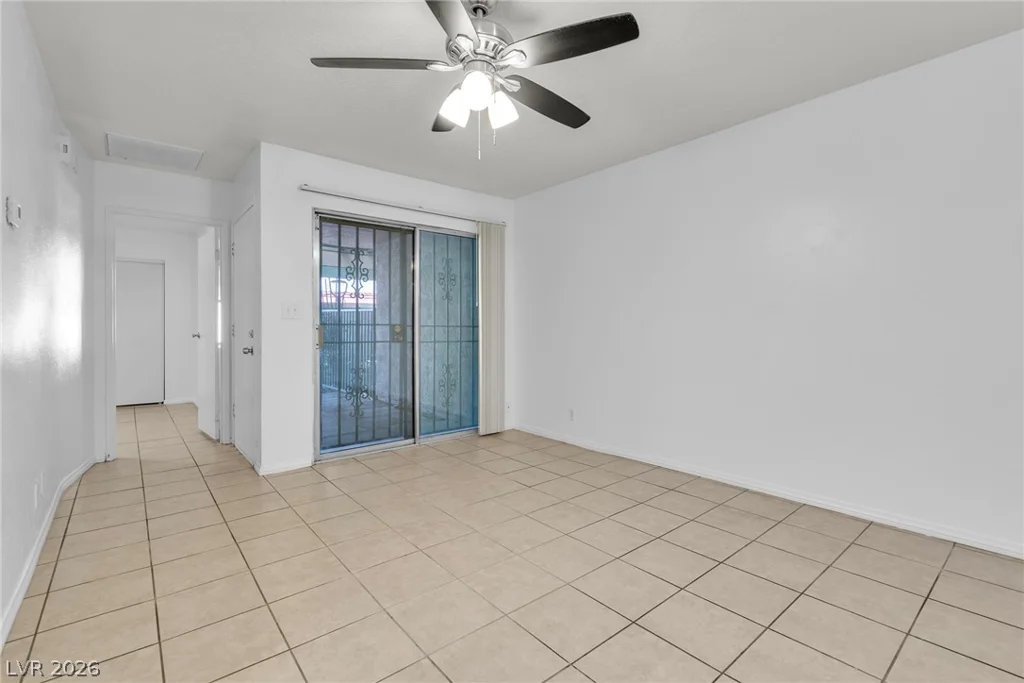461 Lamb, Las Vegas, NV 89110
