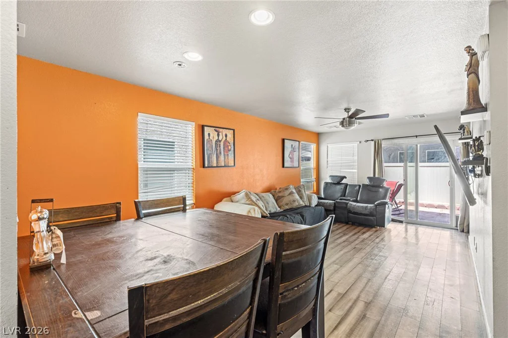 3620 Via Del Robles, Las Vegas, NV 89115