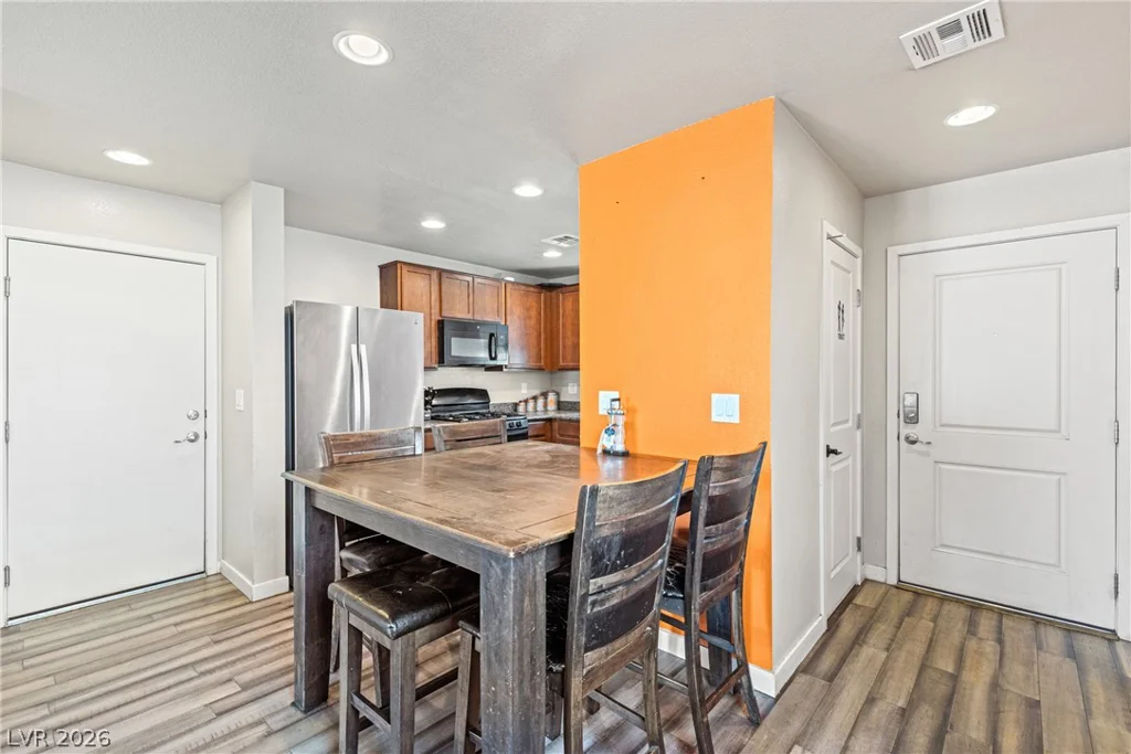 3620 Via Del Robles, Las Vegas, NV 89115