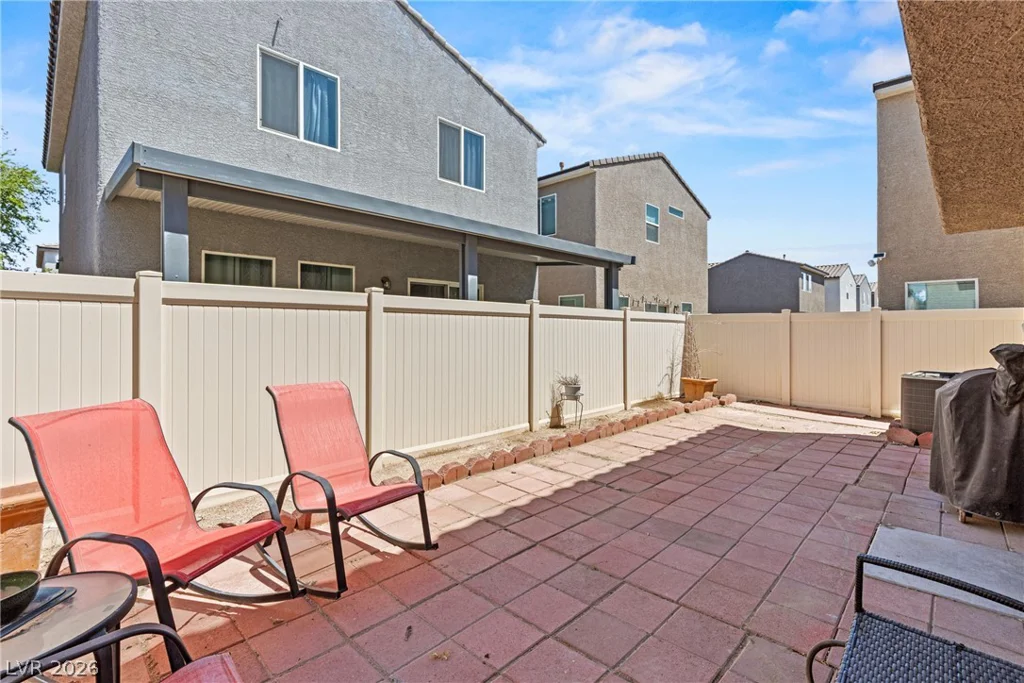 3620 Via Del Robles, Las Vegas, NV 89115